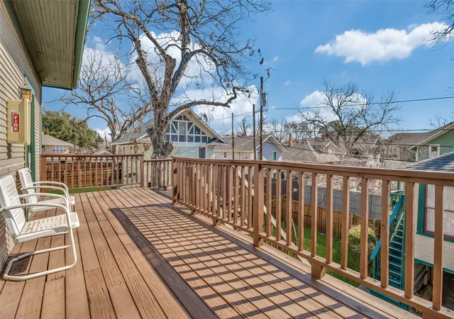Homes for sale in Dallas, TX | 4936 Worth Street, Dallas, TX 75214 | Houzeo