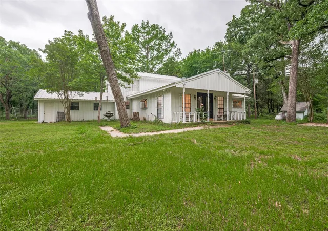 Homes for sale in Kemp, TX | 606 Quiram Ln, Kemp, TX 75143 | MLS# 21149600