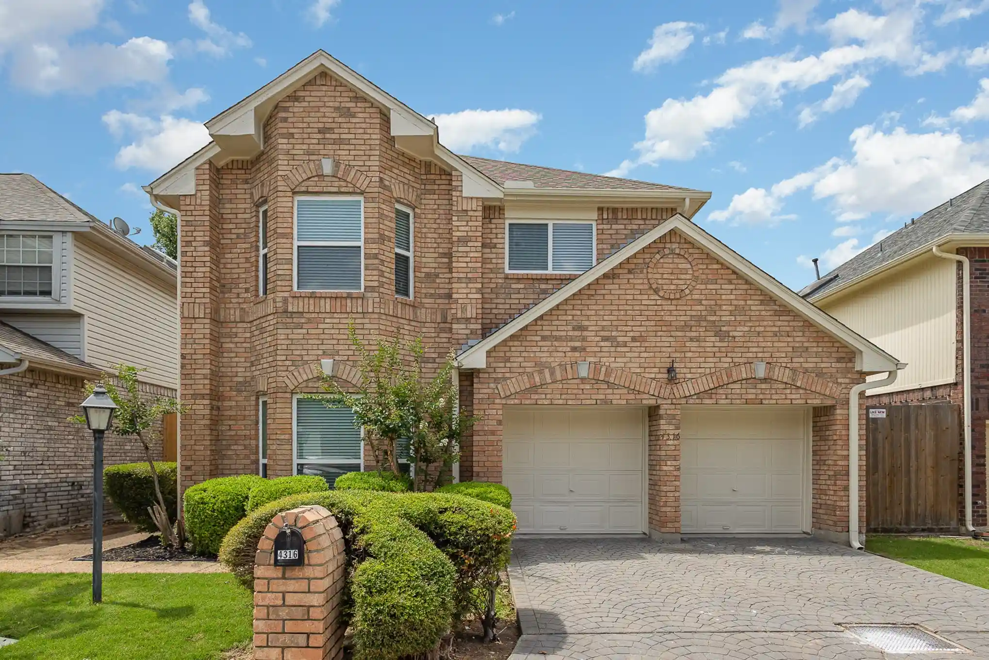 Photo 1 of Single family home for sale at 4316 N Capistrano Dr, Dallas, TX 75287 | MLS# 21159319 | Listing updated on 2026-10-09