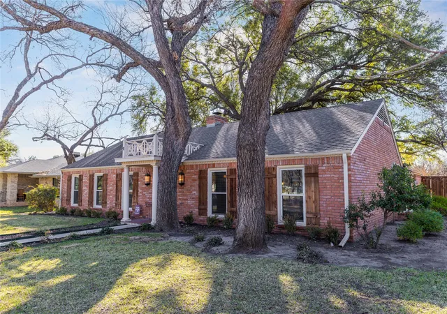 Homes for sale in Brownwood, TX | 209 Quail Run, Brownwood, TX 76801 | MLS# 21159289