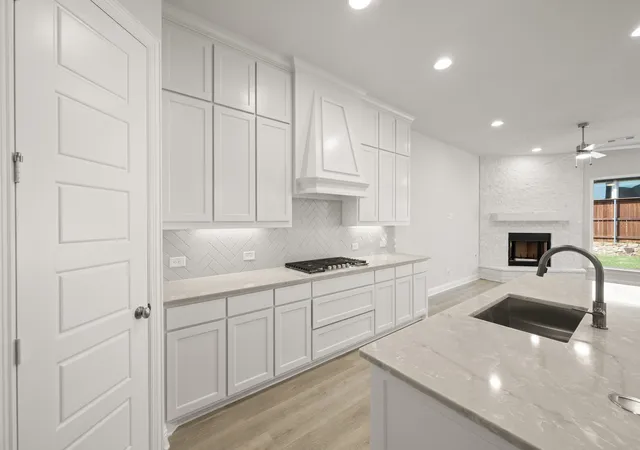 Photo 4 of Single family home for sale at 1417 Ripple Glass Blvd, Midlothian, TX 76065 | MLS# 21159552 | Listing updated on 2026-10-01