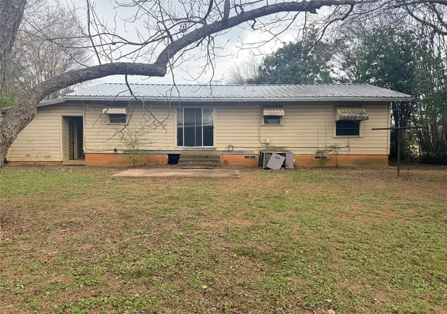 Homes for sale in Jacksonville, TX | 613 Sheridan, Jacksonville, TX 75766 | MLS# 21155758