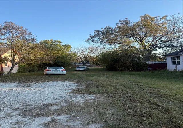 Photo 2 of Single family home for sale at 2600 Colonial, Waco, TX 76707 | MLS# 21159642 | Listing updated on 2026-08-28