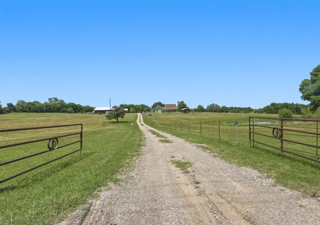 Photo 40 of Single family home for sale at 643 Cr 2992, Windom, TX 75492 | MLS# 21142884 | Listing updated on 2026-08-29