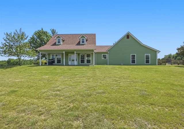 Photo 3 of Single family home for sale at 643 Cr 2992, Windom, TX 75492 | MLS# 21142884 | Listing updated on 2026-10-02