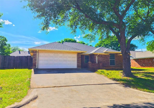 Homes for sale in Denton, TX | 3321 Evers Pkwy, Denton, TX 76207 | MLS# 21159820