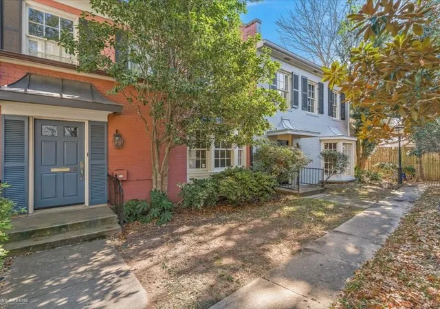 Photo 1 of Townhouse for sale at 18 Dudley Sq, Shreveport, LA 71106 | MLS# 21155505 | Listing updated on 2026-07-15
