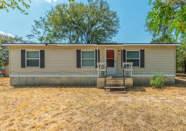 Photo 3 of Manufactured home for sale at 5576 Helm Ln, Temple, TX 76502 | MLS# 21159839 | Listing updated on 2026-09-24