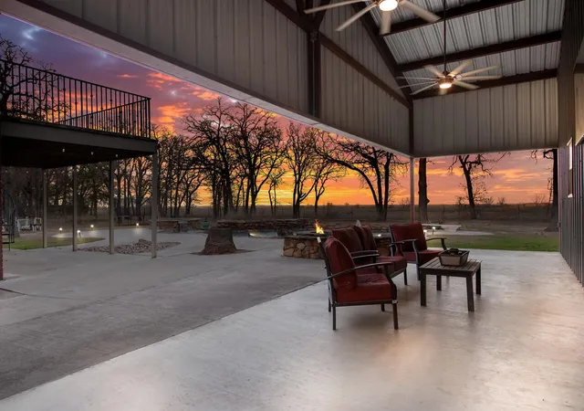 Photo 3 of Sale Pending at 102 County Road 424a, Lorena, TX 76655 | MLS# 21156120 | Listing updated on 2026-07-27