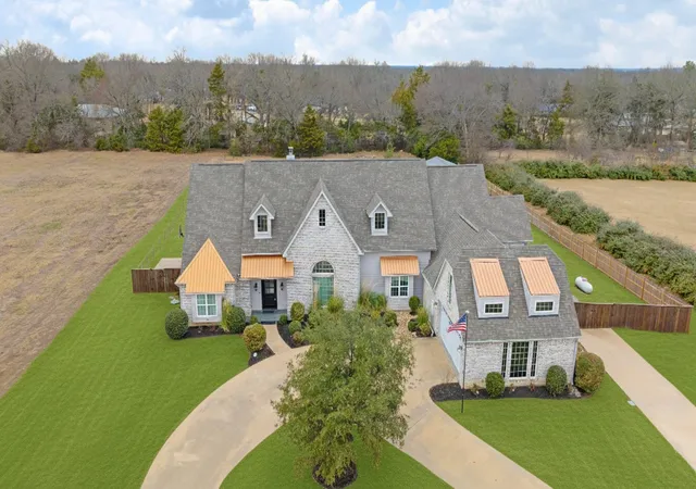 Photo 2 of Single family home for sale at 4705 Boulder Ln, Paris, TX 75462 | MLS# 21160155 | Listing updated on 2026-07-17