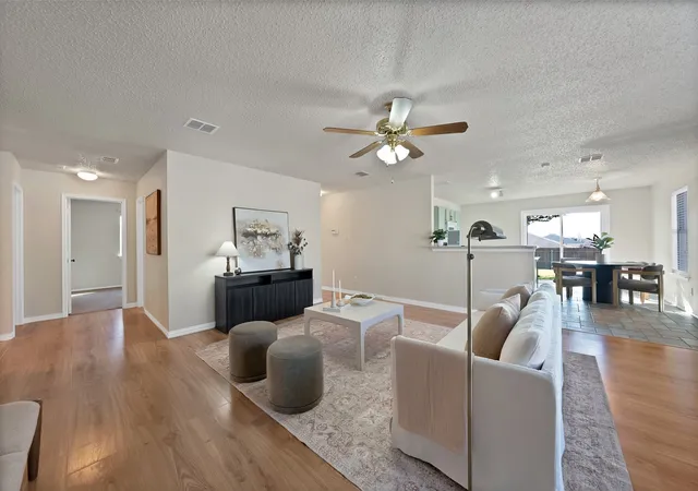 5th image of 1448 Knottingham Dr, Little Elm, TX 75068 | MLS# 21160288