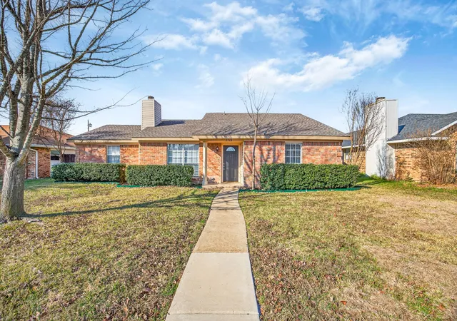 Homes for sale in Rowlett, TX | 2709 College Park Dr, Rowlett, TX 75088 | MLS# 21159274