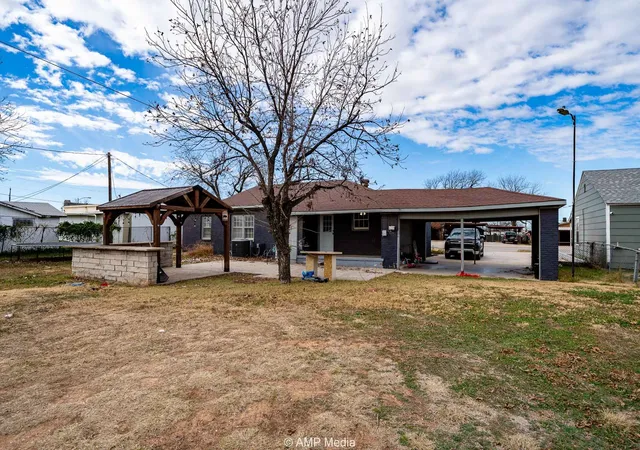 Homes for sale in Stamford, TX | 406 N Swenson St, Stamford, TX 79553 | MLS# 21159632