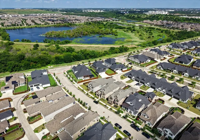 Photo 2 of Single family home for sale at 1429 Cypress Thorn Dr, Arlington, TX 76005 | MLS# 21160833 | Listing updated on 2026-09-01