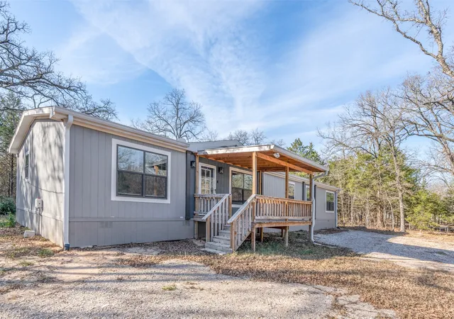 Homes for sale in Kemp, TX | 9603 County Road 2404, Kemp, TX 75143 | MLS# 21159521