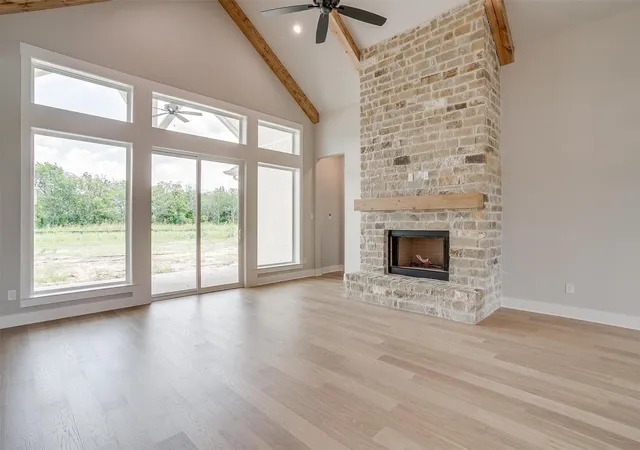 Photo 4 of Single family home for sale at 125 Aiden Dr, Waxahachie, TX 75165 | MLS# 21160930 | Listing updated on 2026-08-17