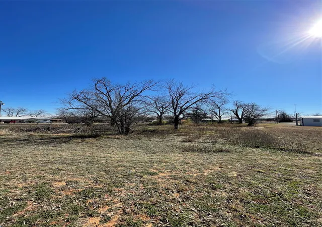 Homes for sale in Bangs, TX | 300 Starkey St, Bangs, TX 76823 | MLS# 21161170