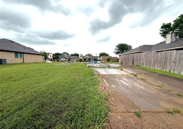 Photo 3 of Land for sale at 4517 Horizon Dr, Rowlett, TX 75088 | MLS# 21161744 | Listing updated on 2026-07-17