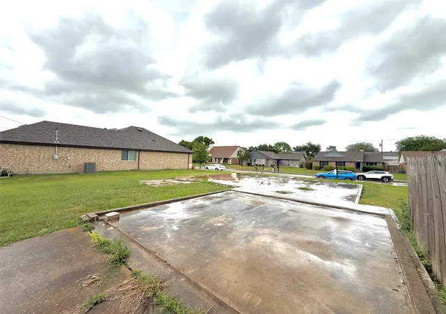 Photo 3 of Land for sale at 4517 Horizon Dr, Rowlett, TX 75088 | MLS# 21161744 | Listing updated on 2026-07-17