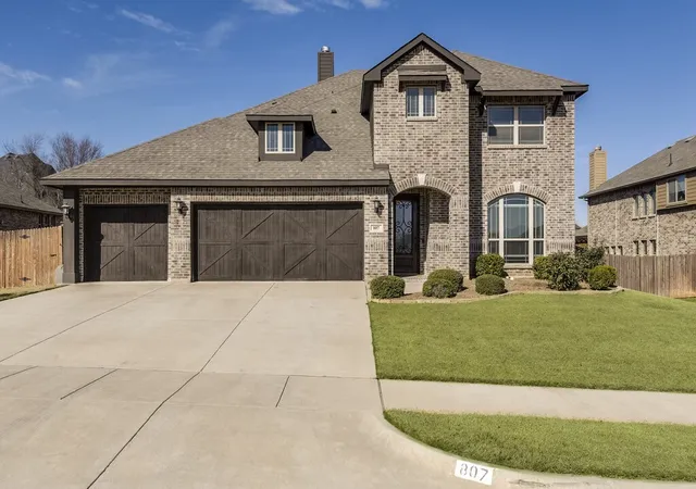 1st image of 807 Imperial Wy, Mansfield, TX 76063 | MLS# 21160557