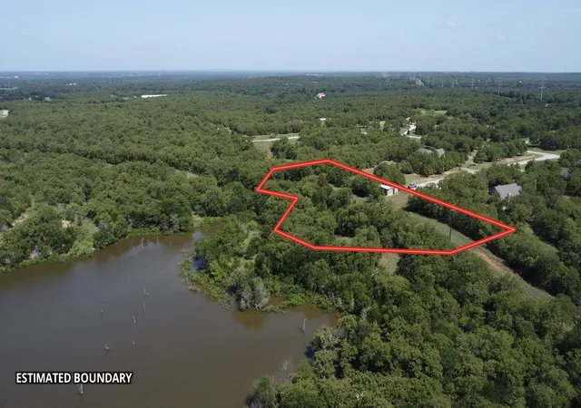 Photo 2 of Land for sale at 194 Lakeview Ct, Sunset, TX 76270 | MLS# 21161860 | Listing updated on 2026-08-22