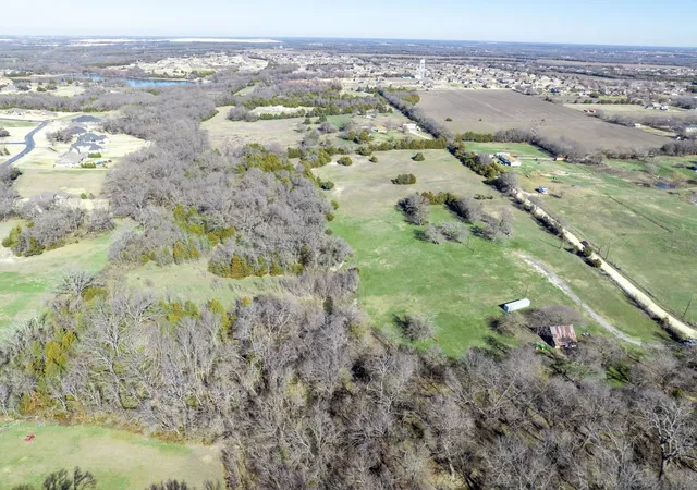 Photo 2 of Land for sale at 6950 County Road 995, Mc Kinney, TX 75071 | MLS# 21161100 | Listing updated on 2026-10-06