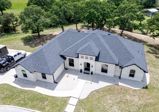 Homes for sale in Whitesboro, TX | 11776 E Us Hwy 82, Whitesboro, TX 76273 | MLS# 21157110