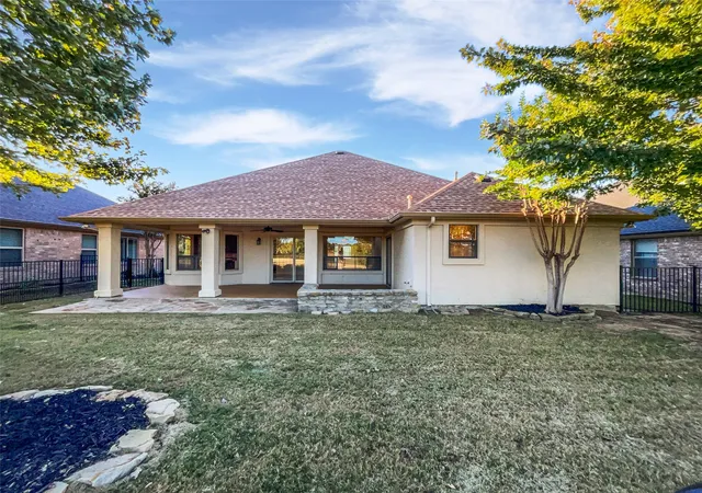 Homes for sale in Denton, TX | 11308 Southerland Dr, Denton, TX 76207 | MLS# 21162337