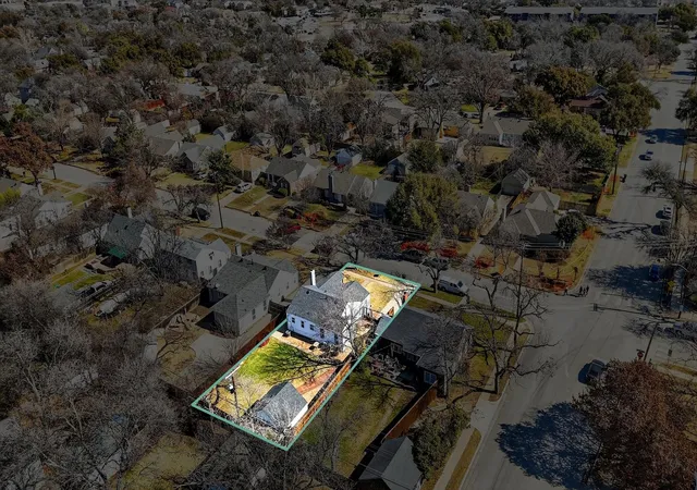 37th image of 3620 Stadium Dr, Fort Worth, TX 76109 | MLS# 21161304