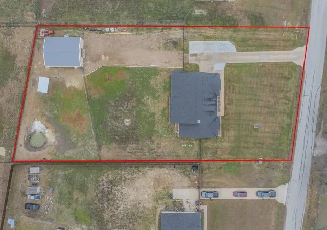 Homes for sale in Oak Ridge, TX | 8432 Abner Rd, Oak Ridge, TX 75161 | MLS# 21162429