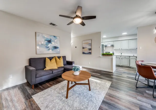 3rd image of 2100 Rainbow Dr, Arlington, TX 76011