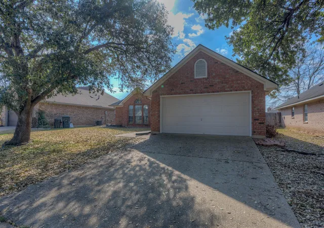 Homes for sale in Bossier City, LA | 5908 Stockwood St, Bossier City, LA 71111 | MLS# 21162500