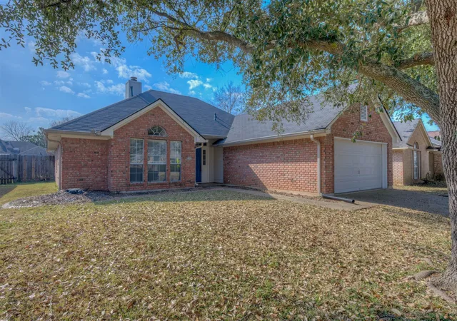 Homes for sale in Bossier City, LA | 5908 Stockwood St, Bossier City, LA 71111 | MLS# 21162500