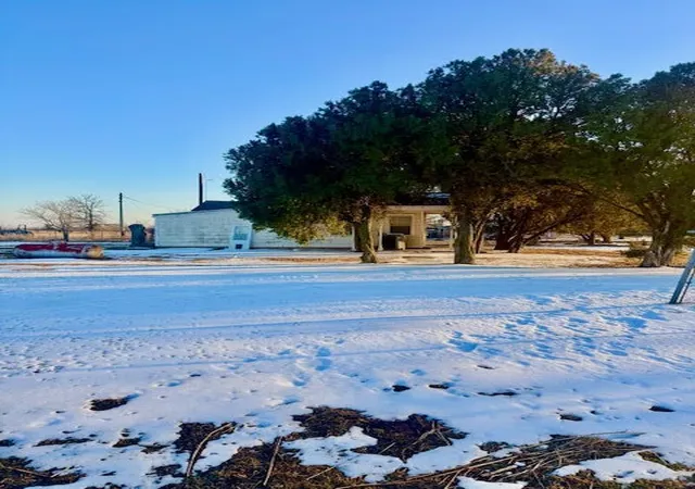 Homes for sale in Iowa Park, TX | 1601 Peterson Rd S, Iowa Park, TX 76367 | MLS# 21162688