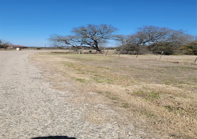 Land for sale at 655 Ewing Rd, Ferris, TX 75125 | MLS# 21163282