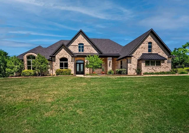 Photo 2 of Sale Pending at 210 Tananger Springs Dr, Denison, TX 75021 | MLS# 21154065 | Listing updated on 2026-06-04