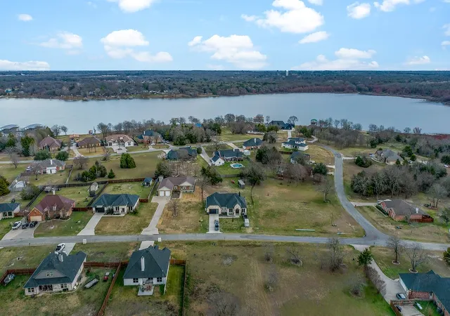 Photo 1 of Land for sale at Tbd Lot 41 Lago Vis, Quinlan, TX 75474 | MLS# 21163873 | Listing updated on 2026-09-30