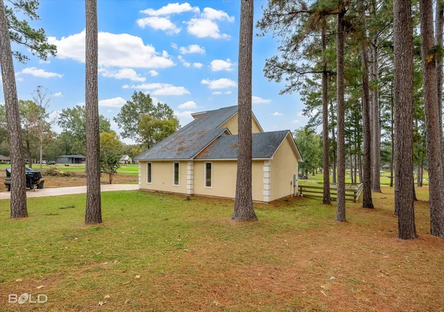 3rd image of 1663 Spencer Cir, Benton, LA 71006 | MLS# 21154775