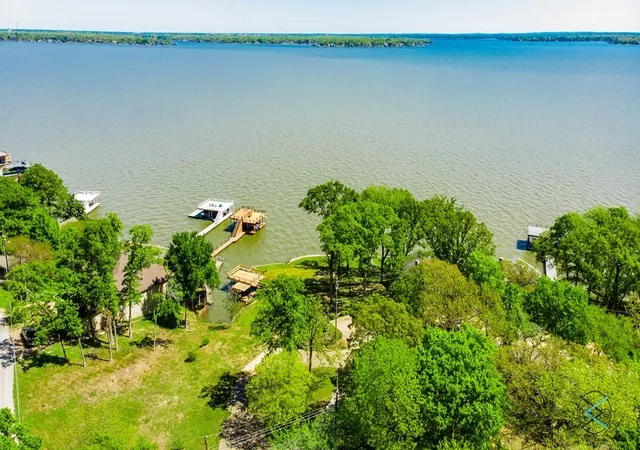 Photo 4 of Land for sale at 433 Winding Shore Dr, Tool, TX 75143 | MLS# 21163962 | Listing updated on 2026-08-17