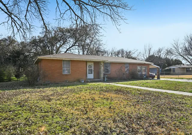 Photo 2 of Sale Pending at 7008 Briley Dr, North Richland Hills, TX 76180 | MLS# 21163335 | Listing updated on 2026-08-27