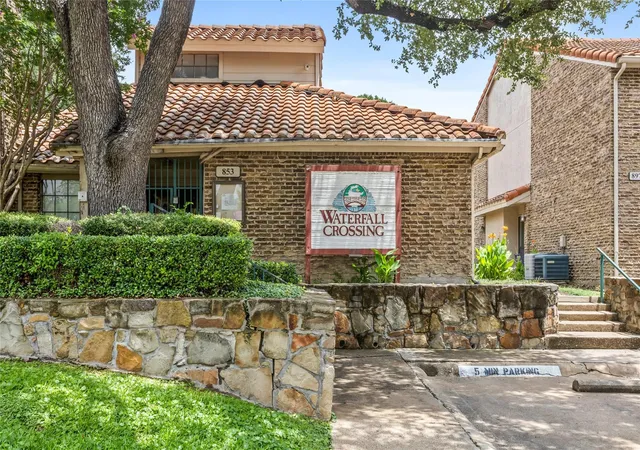 Homes for sale in Richardson, TX | 875 Dublin Drive, Richardson, TX 75080 | Houzeo