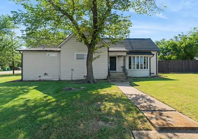 Homes for sale in Ferris, TX | 108 N Baker St, Ferris, TX 75125 | MLS# 21164730