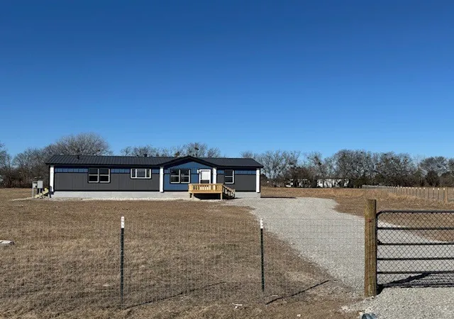 1st image of 8391 Alice Cir, Quinlan, TX 75474 | MLS# 21158158