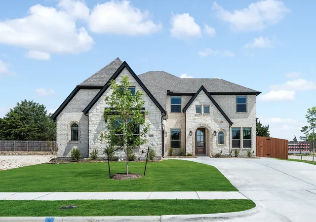 Photo 1 of Sale Pending at 3433 Nightingale Ln, Midlothian, TX 76065 | MLS# 21164783 | Listing updated on 2026-07-20