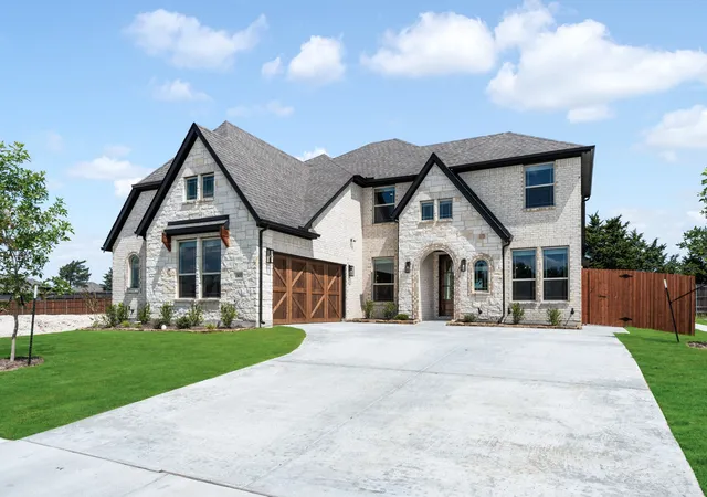 Photo 2 of Sale Pending at 3433 Nightingale Ln, Midlothian, TX 76065 | MLS# 21164783 | Listing updated on 2026-07-20