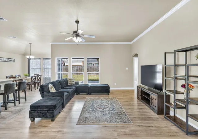 Photo 3 of Single family home for sale at 118 Cherokee St, Greenville, TX 75402 | MLS# 21165199 | Listing updated on 2026-09-16