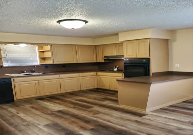 5th image of 503 Harriett St, Arlington, TX 76010 | MLS# 21165513