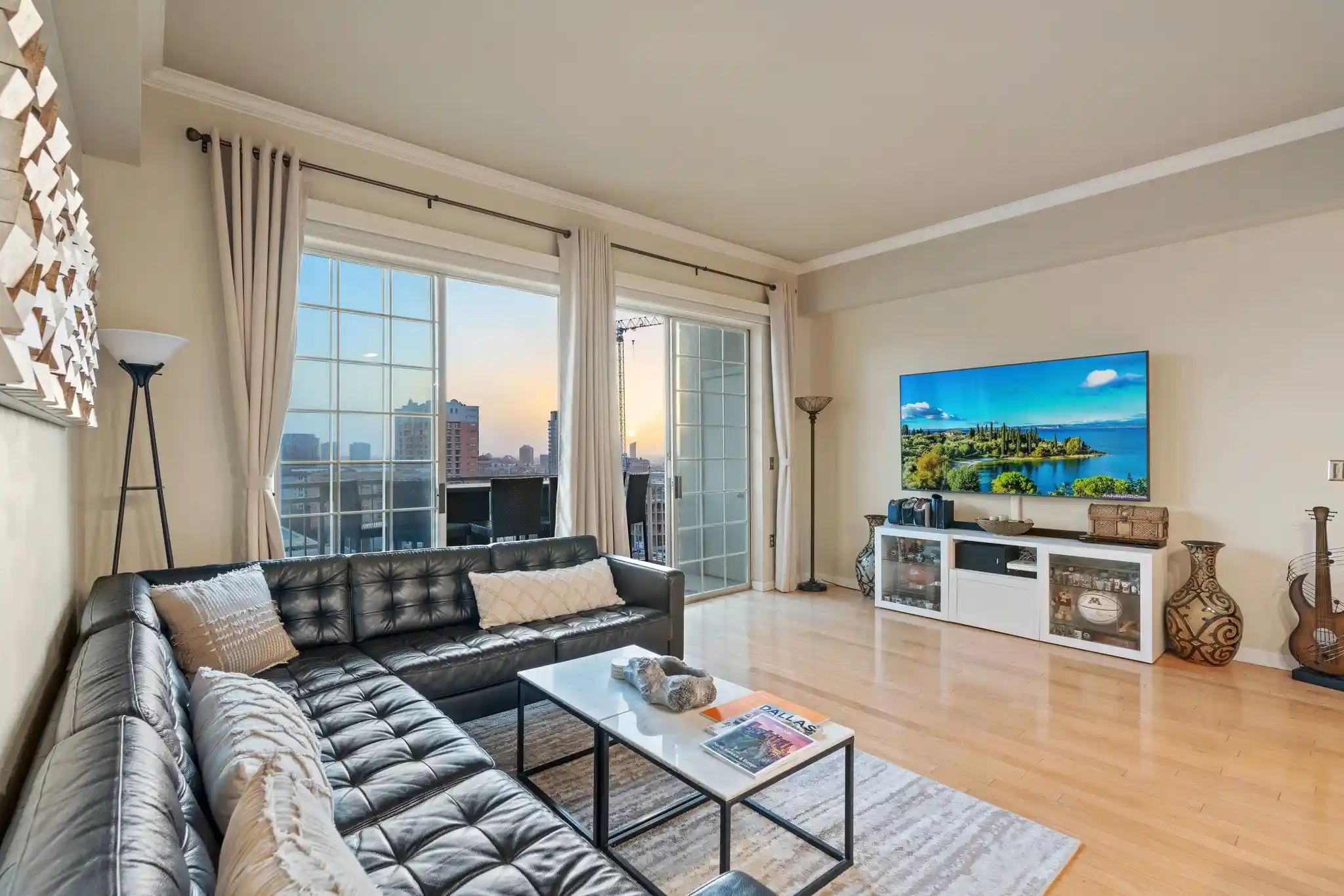 Photo 1 of Condo for sale at 3225 Turtle Creek Blvd #1420, Dallas, TX 75219 | MLS# 21165530 | Listing updated on 2026-04-06