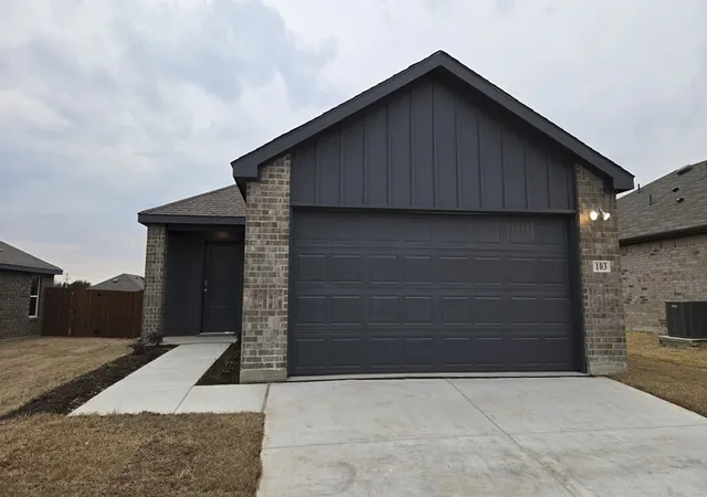 Homes for sale in Leonard, TX | 103 Choctaw Dr, Leonard, TX 75452 | MLS# 21165632