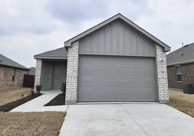 Homes for sale in Leonard, TX | 205 Choctaw Dr, Leonard, TX 75452 | MLS# 21165752